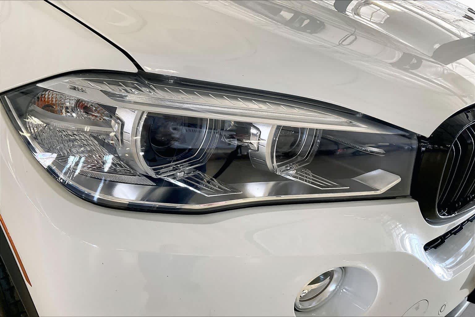 Used 2018 Alpine White BMW xDrive35i image 25
