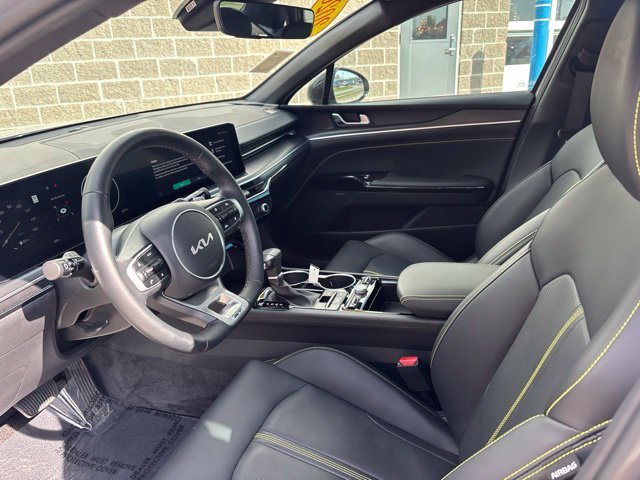 Used 2026 Wolf Gray Kia GT image 17