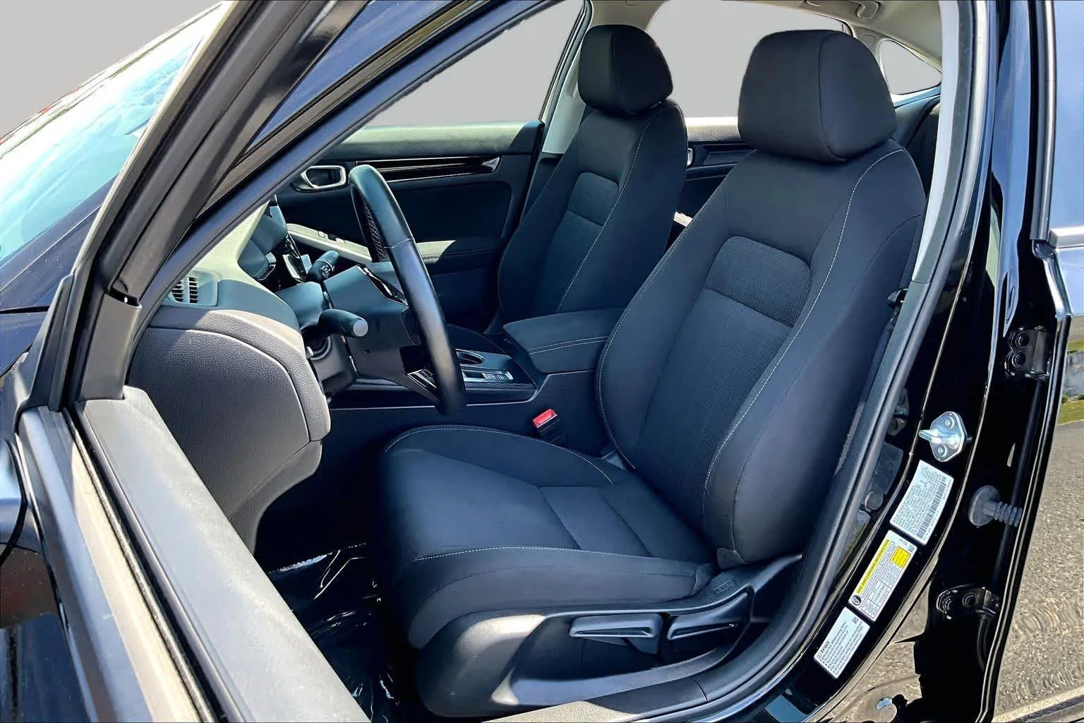 Used 2024 Crystal Black Pearl Honda EX image 8