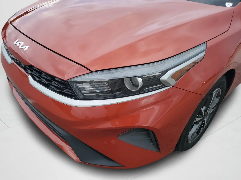 Used 2023 Orange Kia LXS image 23