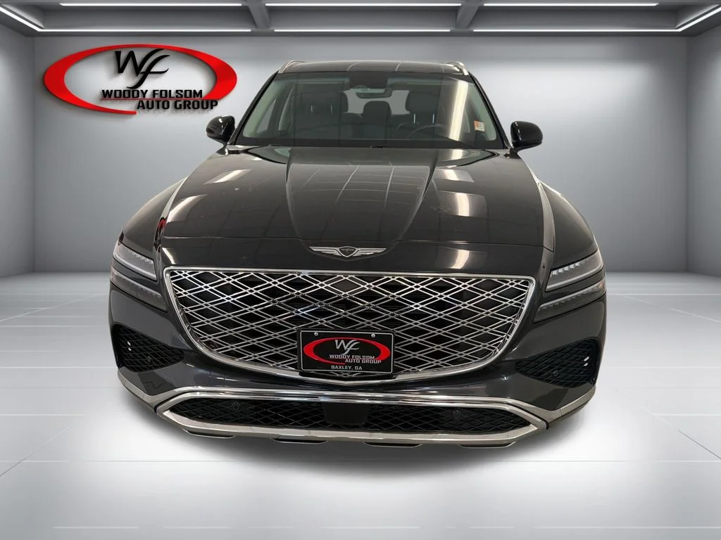 Used 2025 Black Genesis 2.5T image 2