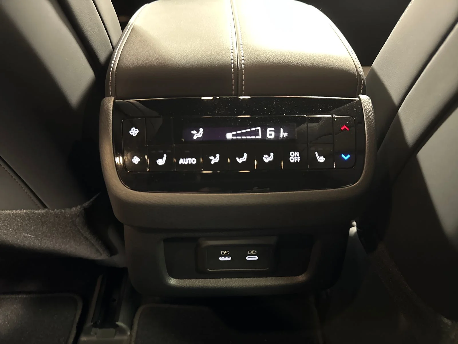 New 2027 HARBOR GRAY INFINITI Sport AWD image 22