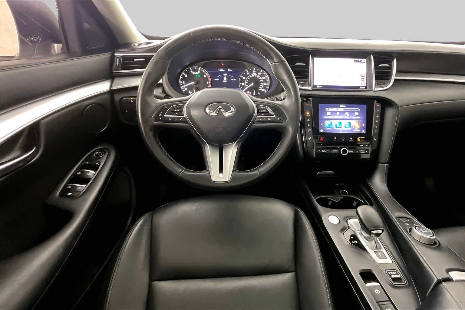 Pre-Owned 2020 INFINITI QX50 LUXE
