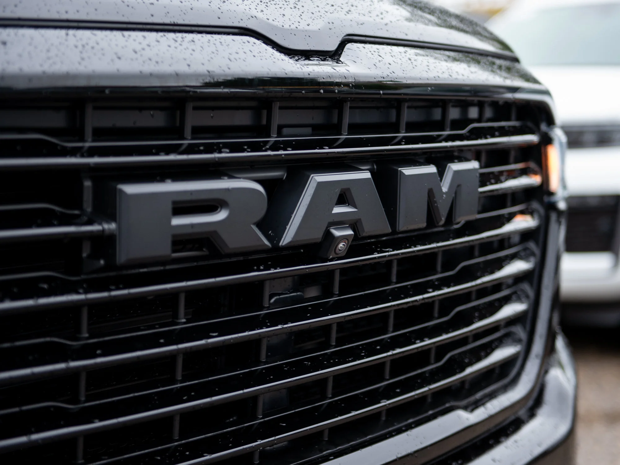 New 2026 Black RAM Sport* Crew Cab 4x4, Panoramic Sunroof, Heated Seats/Wheel, Nav image 10
