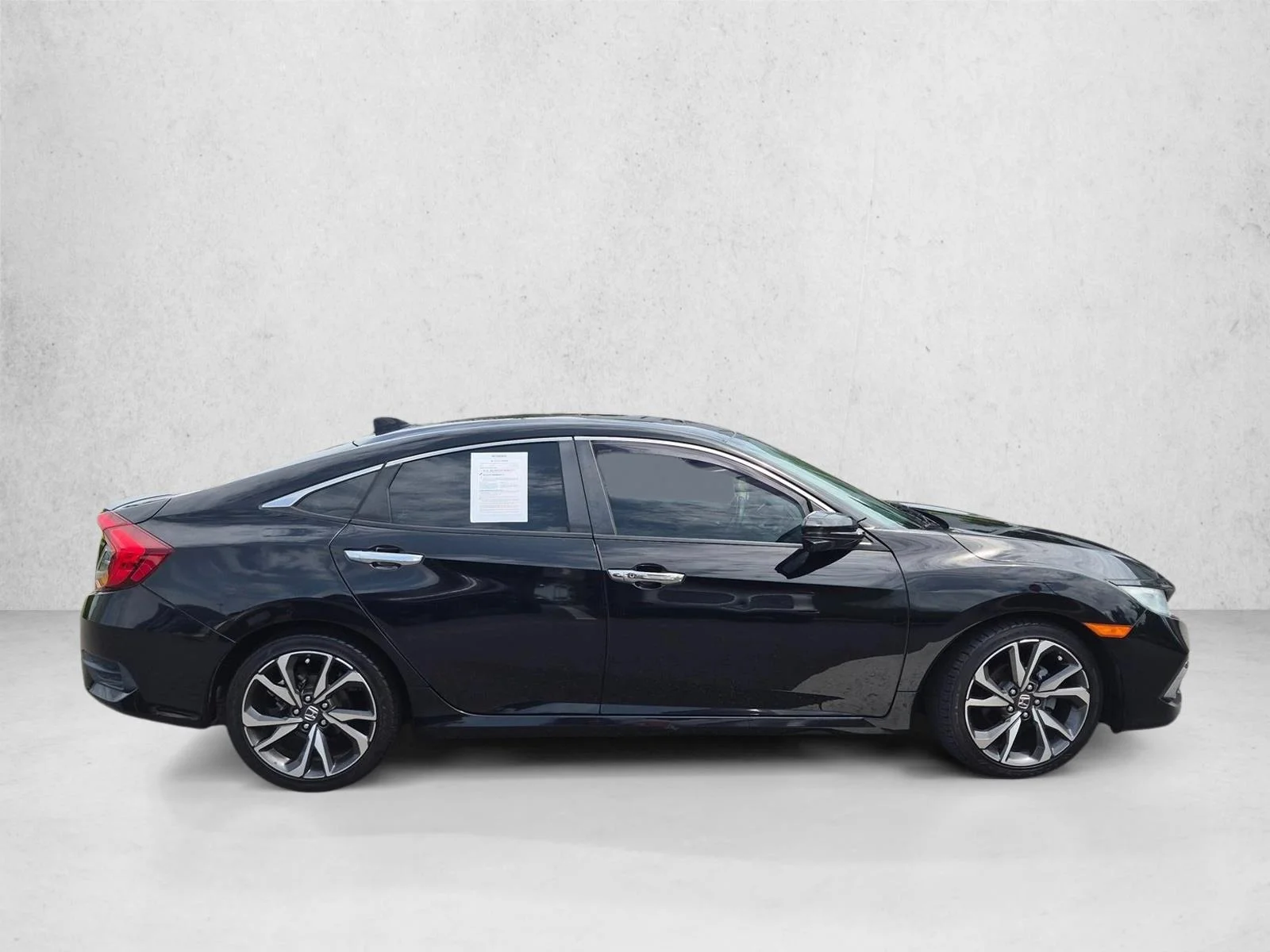 Used 2021 Black Honda Touring image 4