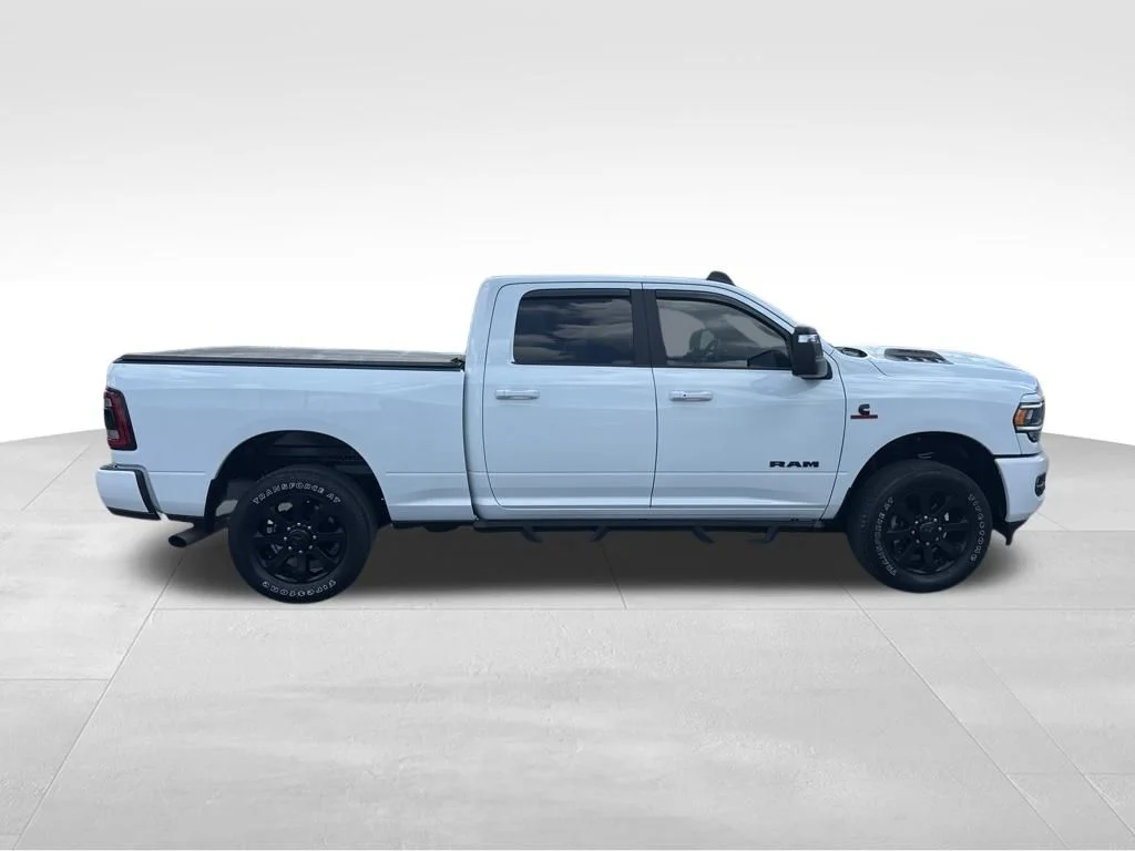 Used 2023 White Ram Laramie image 7
