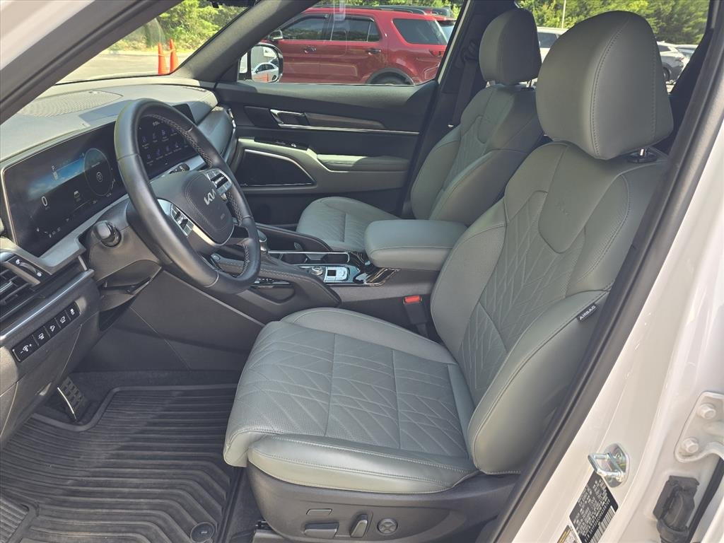 Used 2024 White Kia SX-Prestige X-Pro image 12