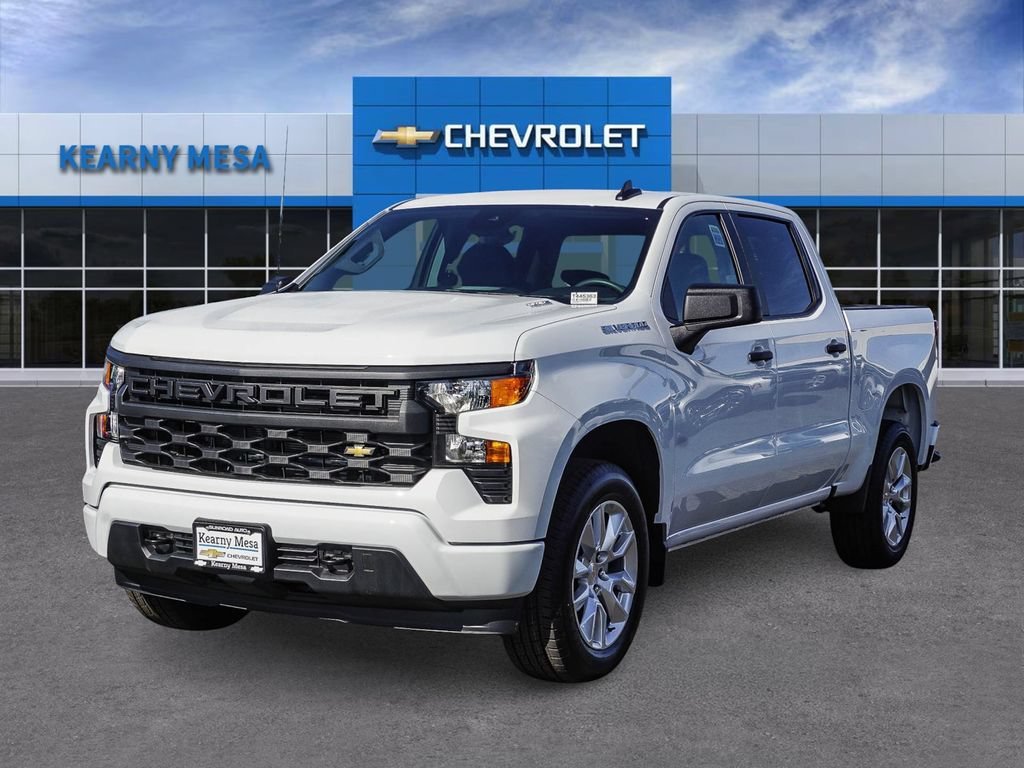 New 2026 Summit White Chevrolet Custom image 3