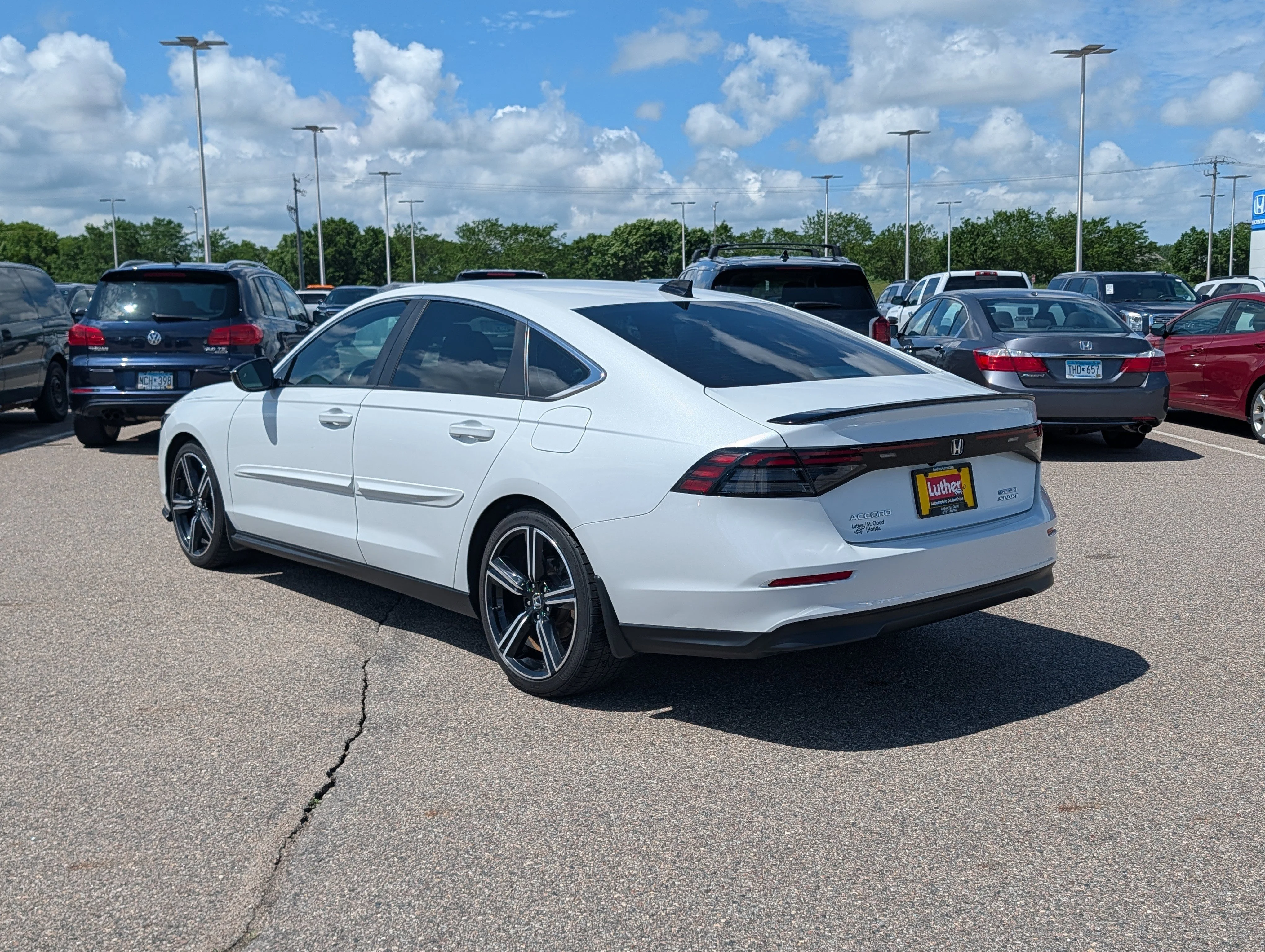 Used 2024 Platinum White Pearl Honda Sport image 3