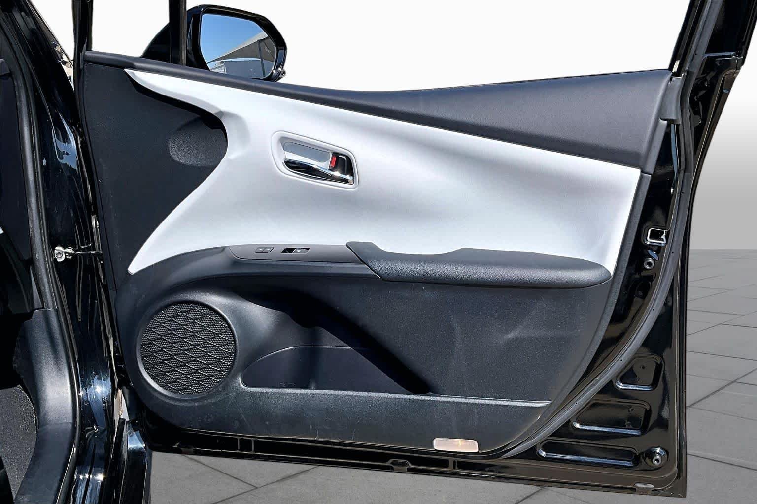 Used 2016 Midnight Black Metallic Toyota Four image 25