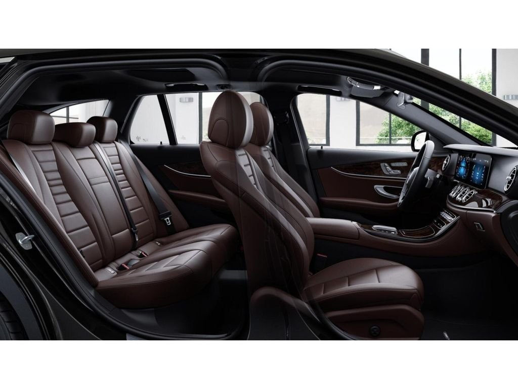 Certified Used 2022 Black Mercedes-Benz  image 6