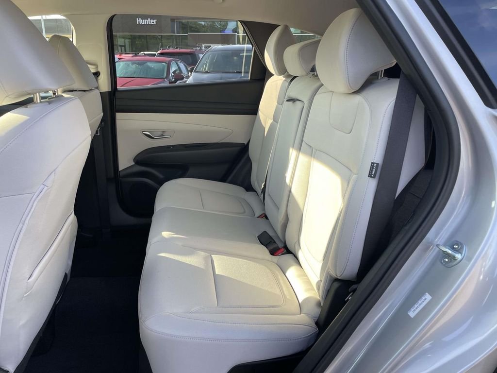 Certified Used 2025 Shimmering Silver Hyundai Blue image 3