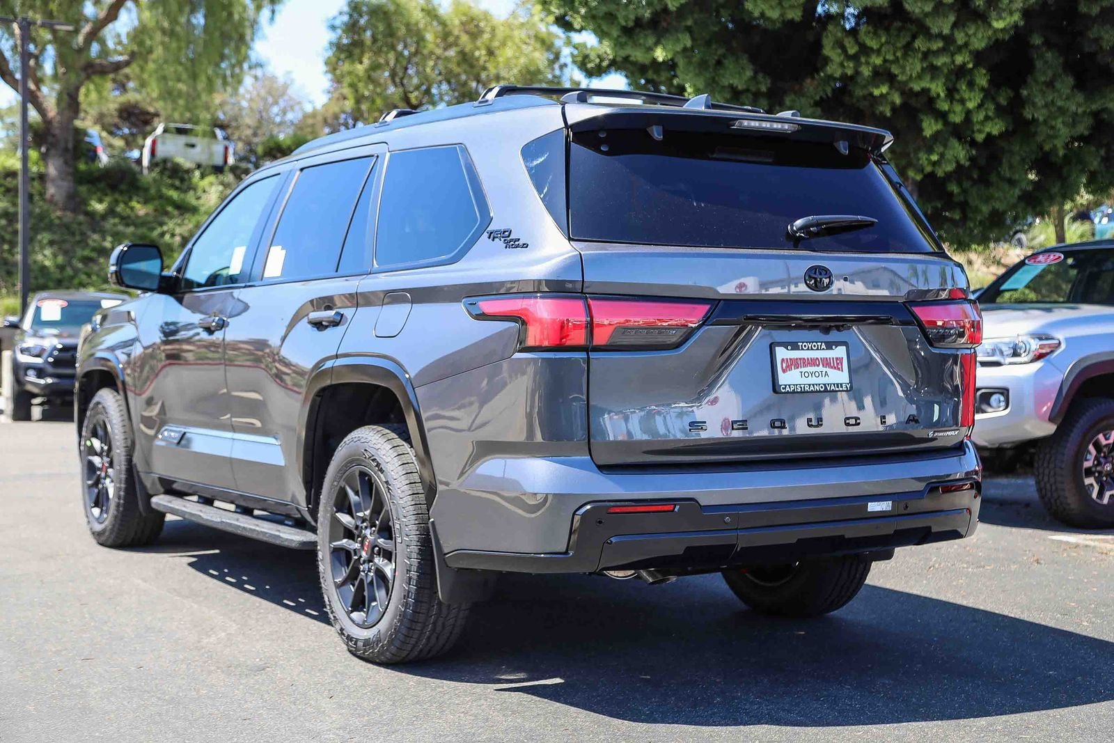 New 2026 Magnetic Gray Metallic Toyota  Platinum image 6