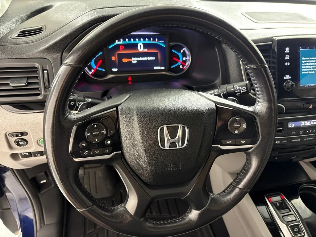 Used 2019 Blue Honda Touring image 34