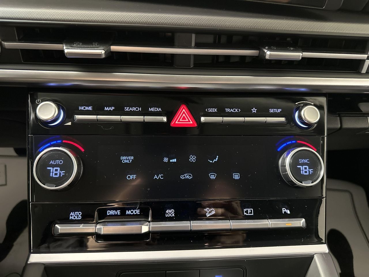 New 2026 Phantom Black Hyundai SE image 16