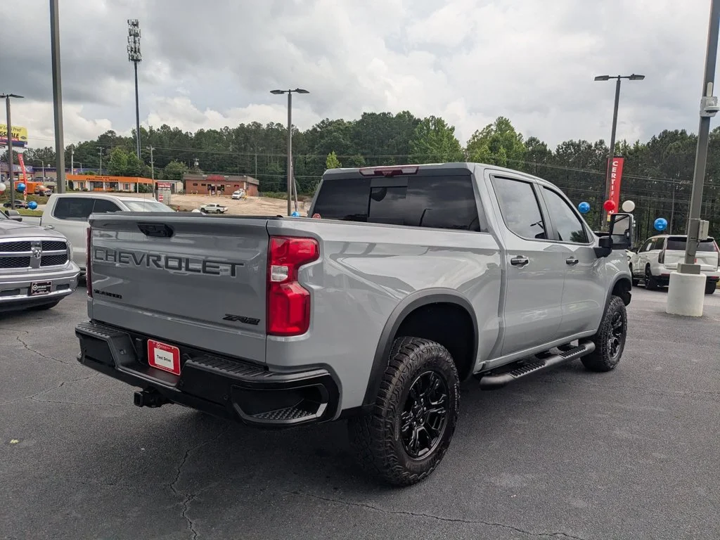 Used 2024 Slate Gray Metallic Chevrolet ZR2 image 5