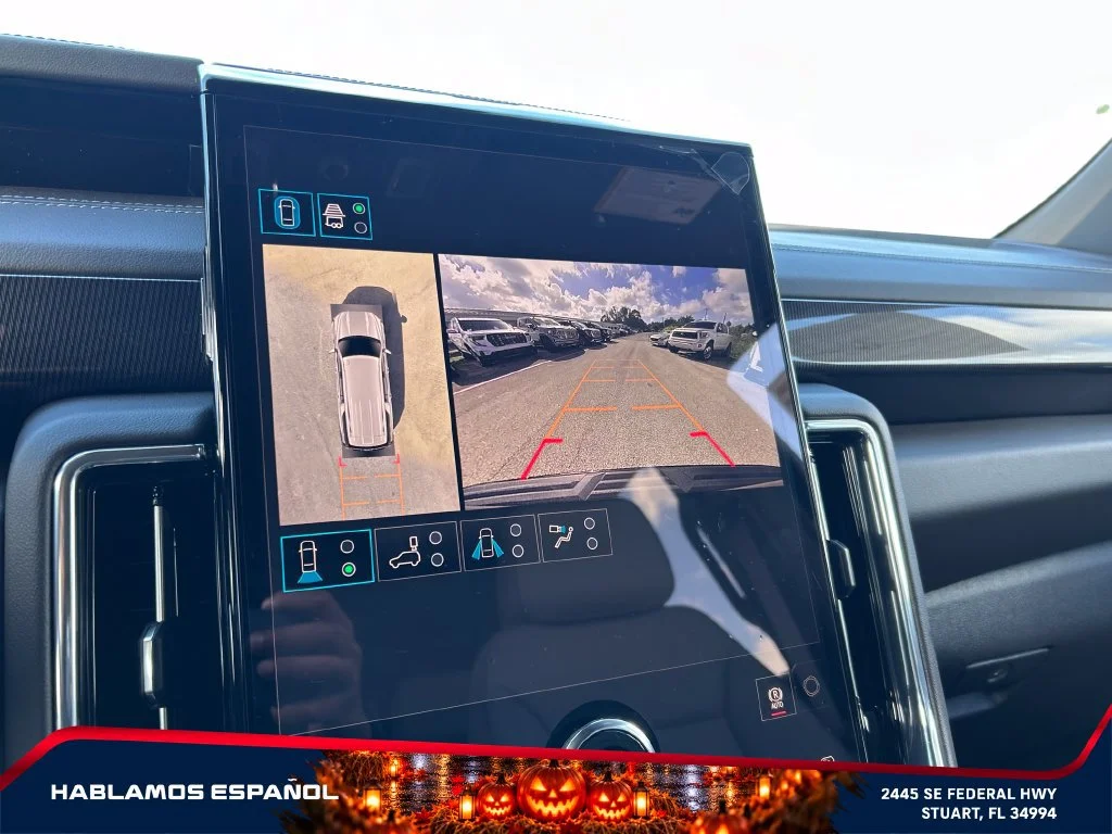 New 2026 Onyx Black GMC Elevation image 32