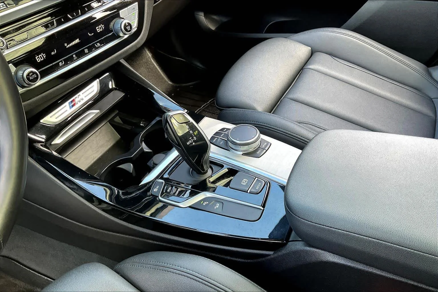 Used 2020 Alpine White BMW M40i image 16
