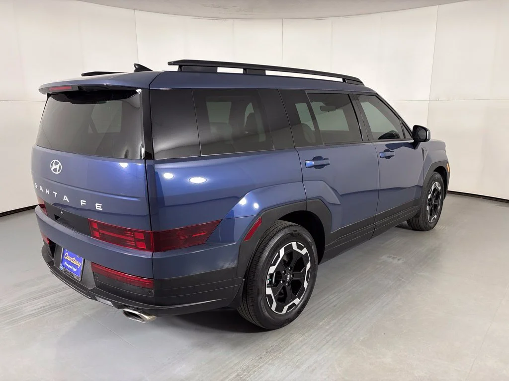 Used 2025 Blue Hyundai SEL image 8