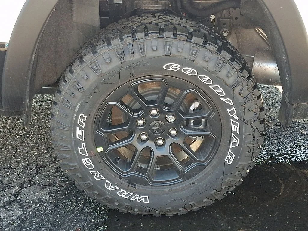 New 2026 Bright White Clear-Coat Exterior Paint RAM Rebel image 5