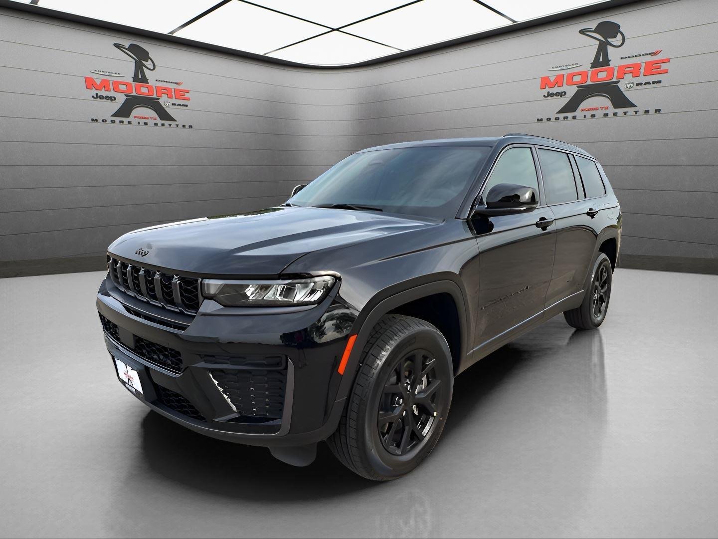 New 2026 Diamond Black Crystal Pearlcoat Jeep Laredo Altitude image 3