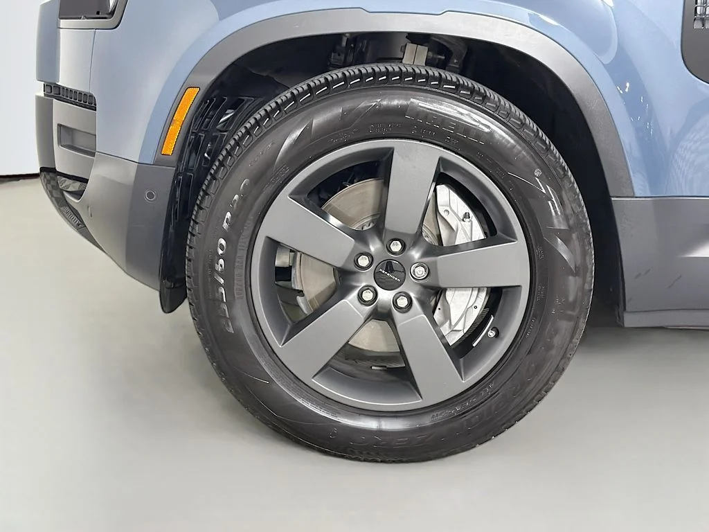 Used 2026 Blue Land Rover S image 33