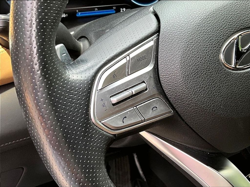 Used 2022 Blue Hyundai Calligraphy image 19