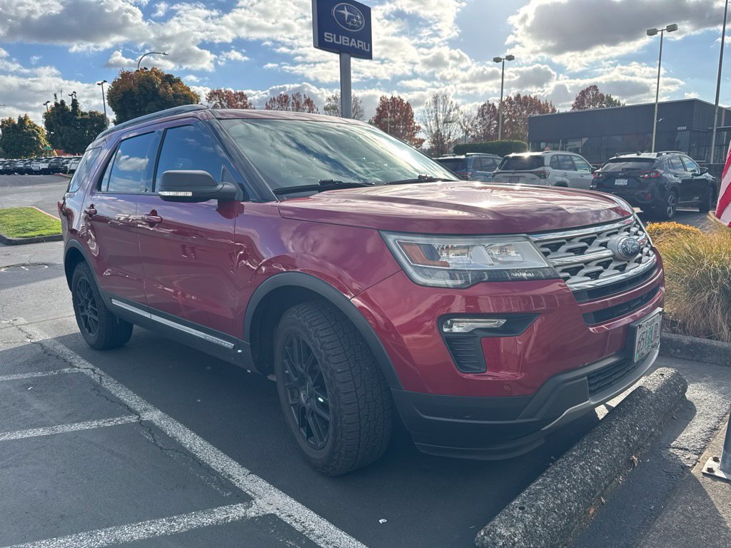 Used 2019 Ruby Red Metallic Ford XLT image 2