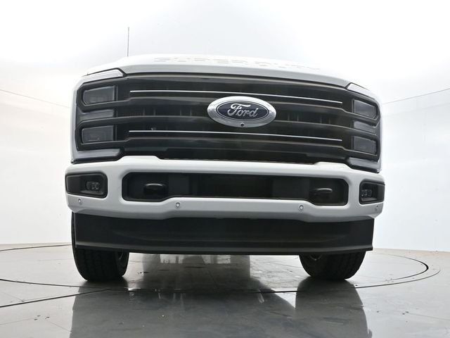 New 2026 Star White Metallic Tri-Coat Ford F-350® Platinum® image 46