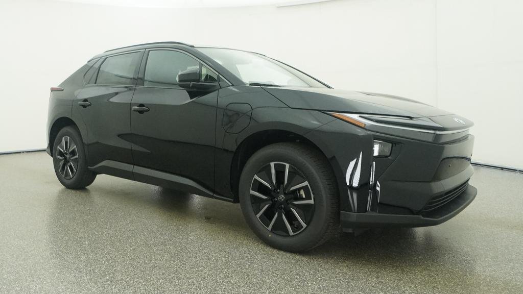 New 2026 Midnight Black Metallic Toyota XLE image 9