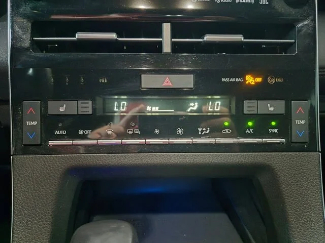 2021 Toyota Avalon XSE - Photo 26