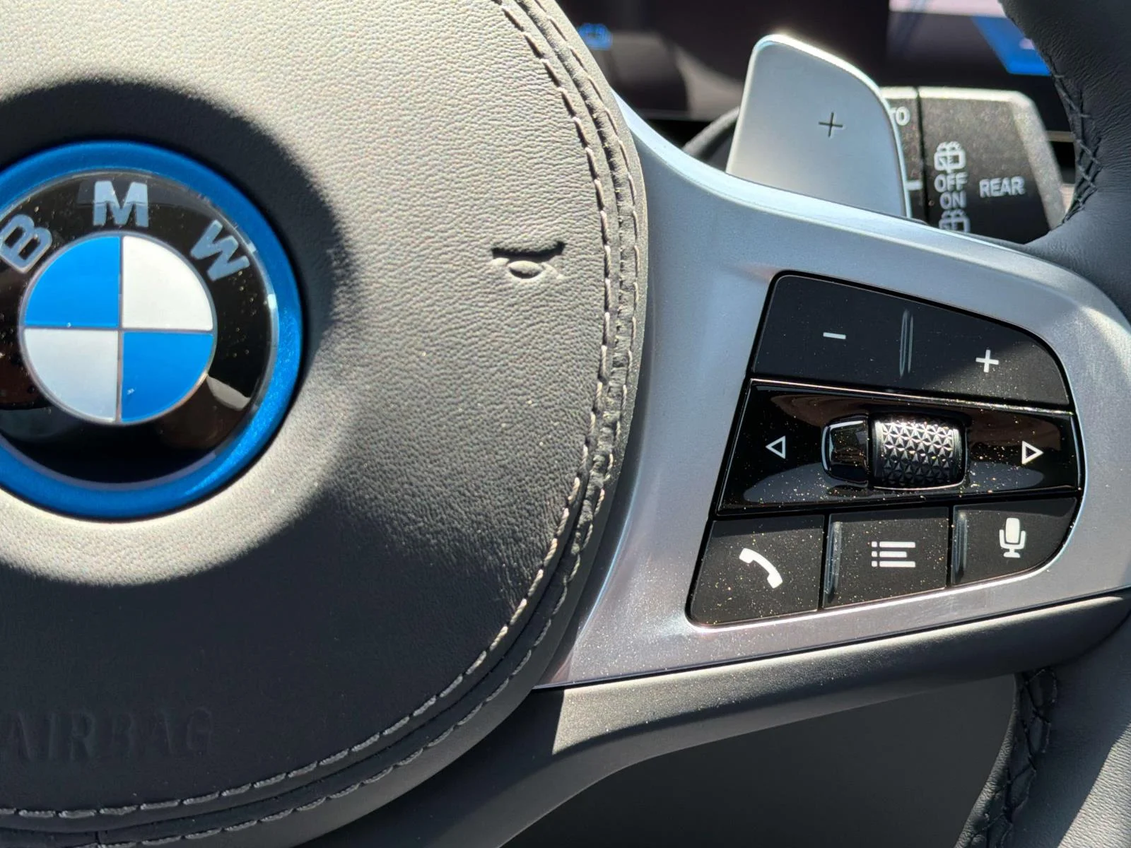 New 2026 Black Sapphire Metallic BMW xDrive50e Plug-In Hybrid image 14