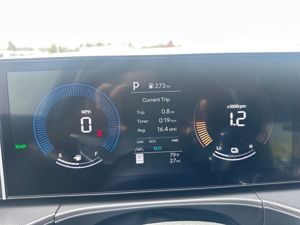 New 2026 Black Hyundai SE image 19