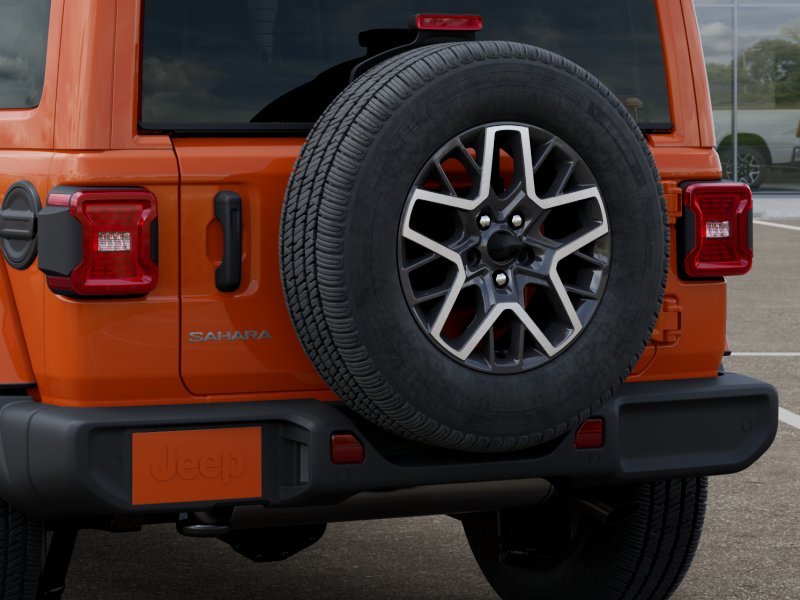 2025 Jeep Wrangler 4-Door Sahara - Photo 40