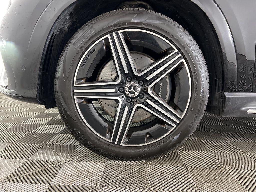 Certified Used 2026 Obsidian Black Metallic Mercedes-Benz GLE 450 image 27