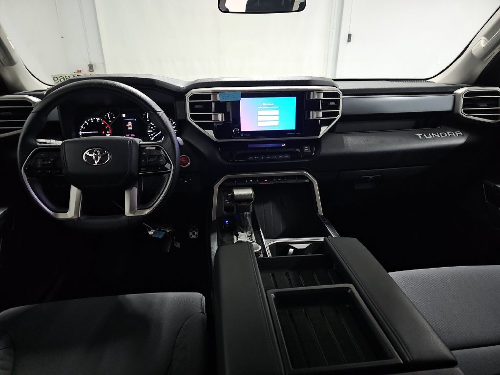 Used 2022 Green Toyota SR5 image 6