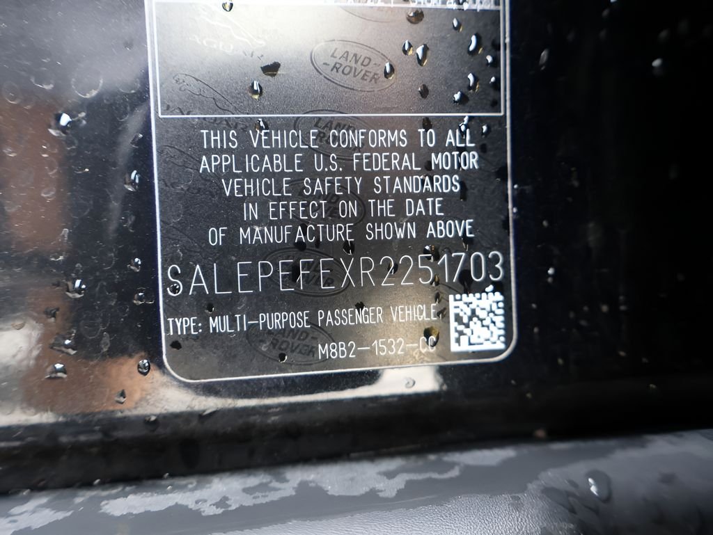 Used 2024 Santorini Black Metallic Land Rover SE image 39