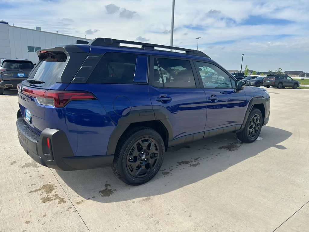 New 2026 SAPPHIRE BLUE PEARL Subaru Limited image 5
