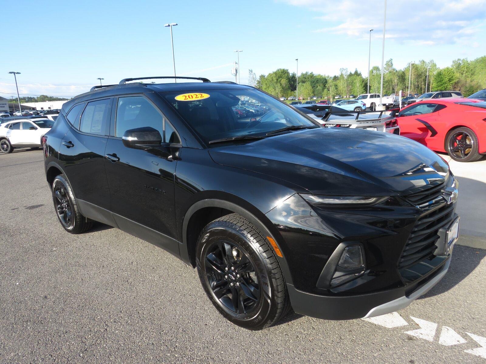 Used 2022 Black Chevrolet LT image 5