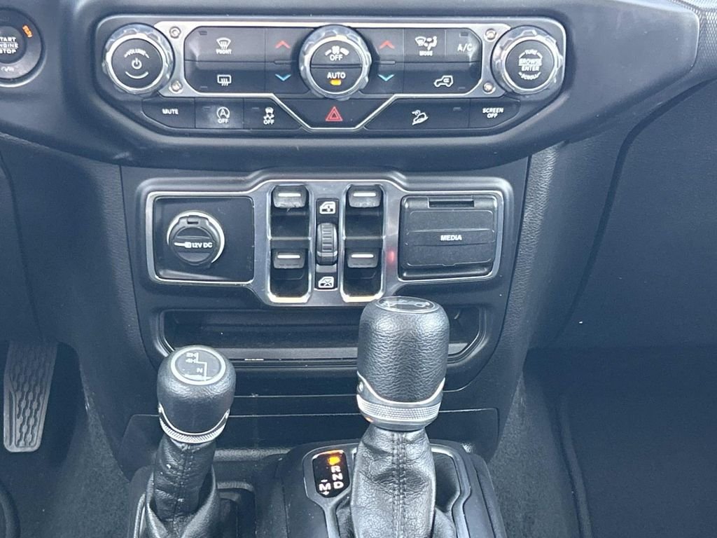 Used 2020 Black Clearcoat Jeep Unlimited Sport S image 16