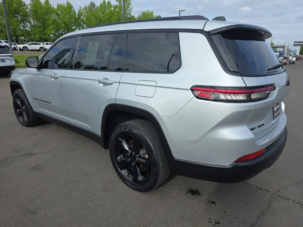 Certified Used 2021 Silver Jeep Altitude image 3