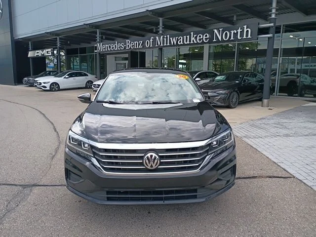 Used 2020 Black Volkswagen 2.0T SE image 3