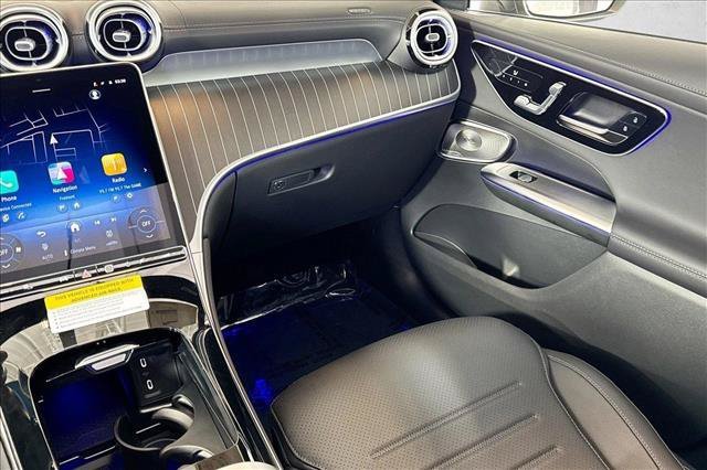 New 2026 MANUFAKTUR Moonlight White Metallic Mercedes-Benz GLC 300 image 51