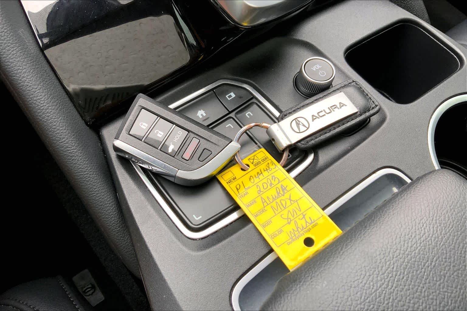Used 2023 Platinum White Pearl Acura  image 11