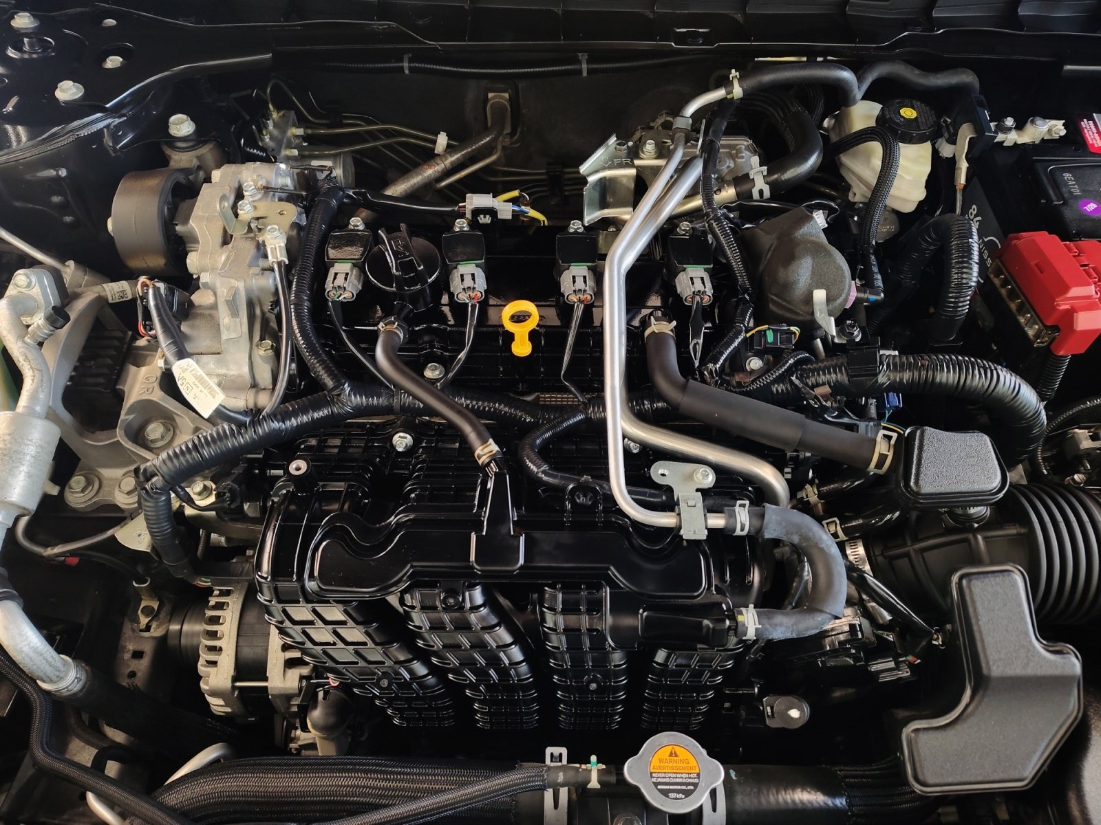 Used 2023 Super Black Nissan 2.5 SR image 27