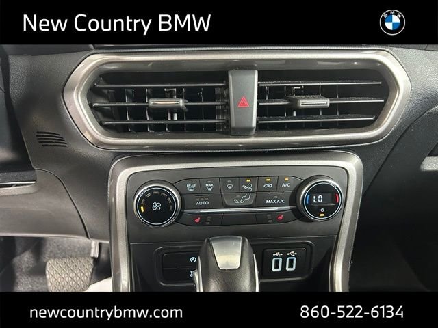 Used 2019 Gray Ford SE image 21