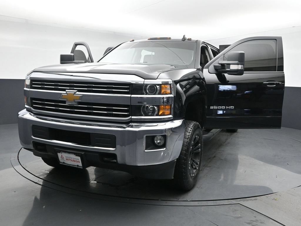Used 2015 Black Chevrolet LT image 26