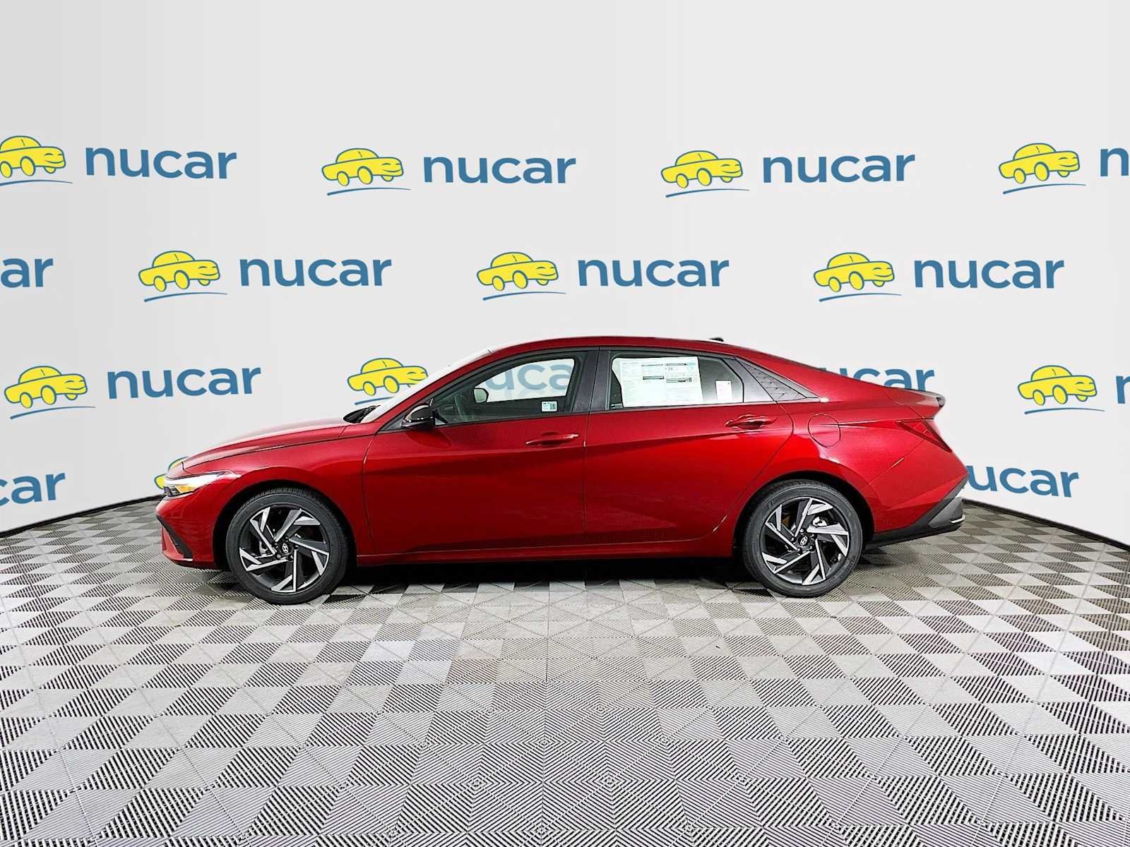 Used 2025 Ultimate Red Hyundai SEL Sport image 3
