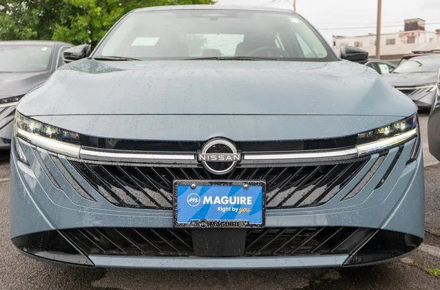 New 2027 Atlantic Gray Metallic Nissan SV image 2