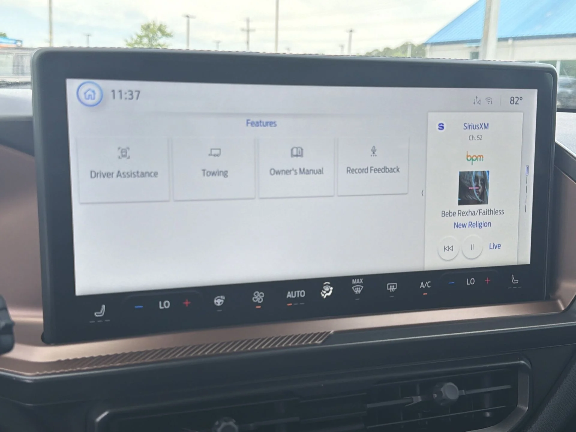 New 2026 Carbonized Gray Metallic Ford Outer Banks® image 9
